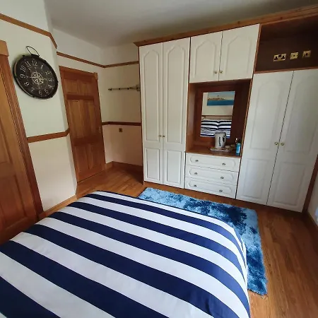 Homestay Cairn House Strokestown