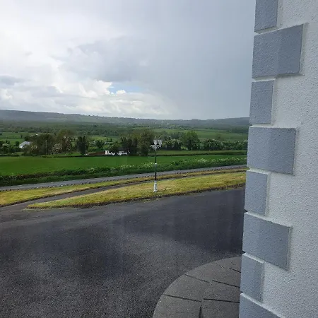 Cairn House منزل للإقامة Strokestown